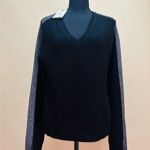 Maison Heritage Black and Gray V-Neck Sweater